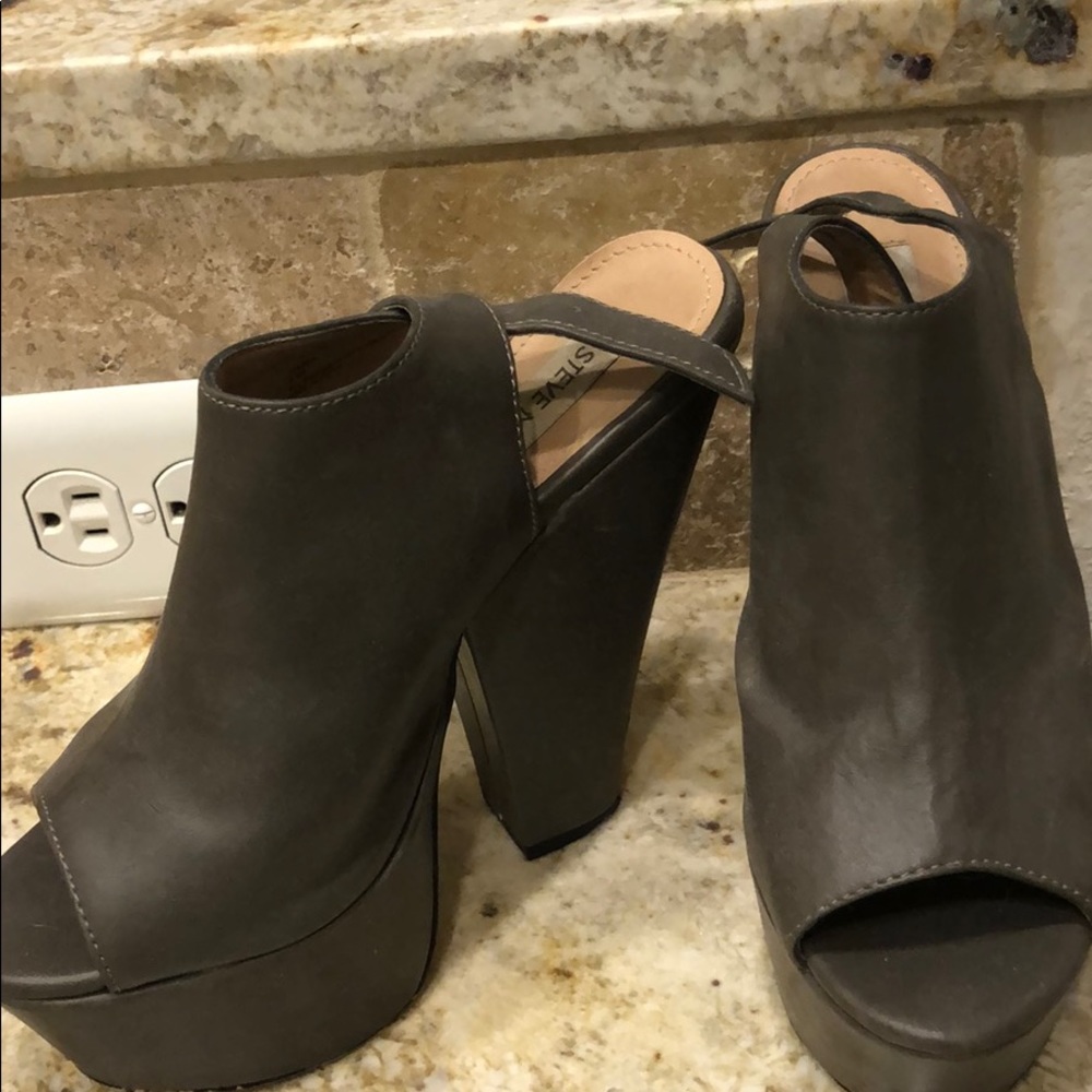 Steve Madden Charcoal Platform Heels